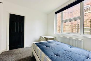 2 bed flat, Park Road, Lenton, Nottingham, NG71JG - Image 5